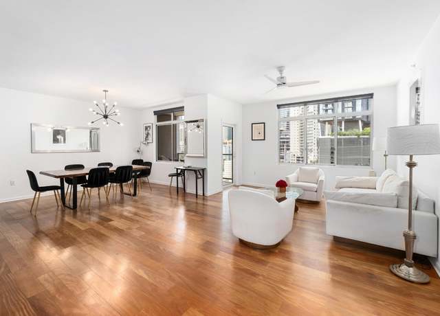 Property at 54 Rainey St #1018, Austin, TX 78701, 3 beds, 2.5 baths