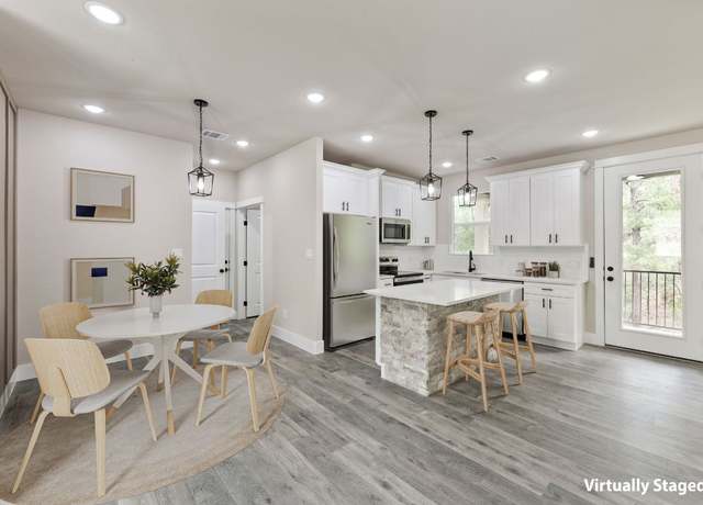 Property at 182 Kaanapali Ln, Bastrop, TX 78602, 3 beds, 2.5 baths