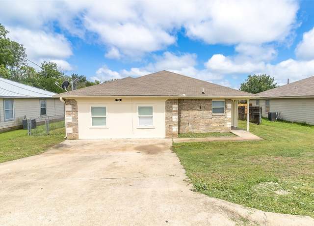 Property at 706 Brown St, Lampasas, TX 76550, 3 beds, 2 baths