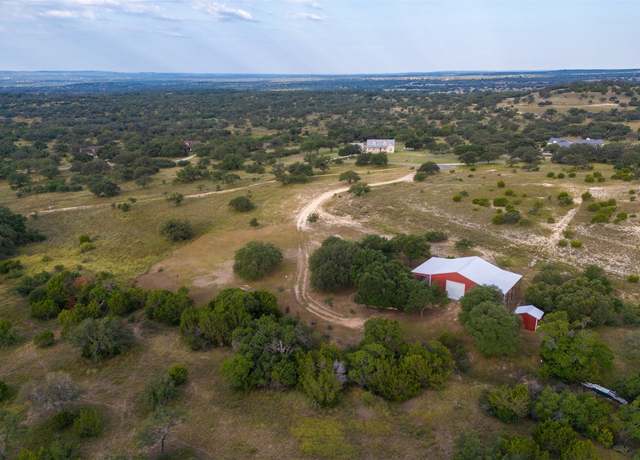 Property at 428 Summit Spring Ln, Johnson City, TX 78636