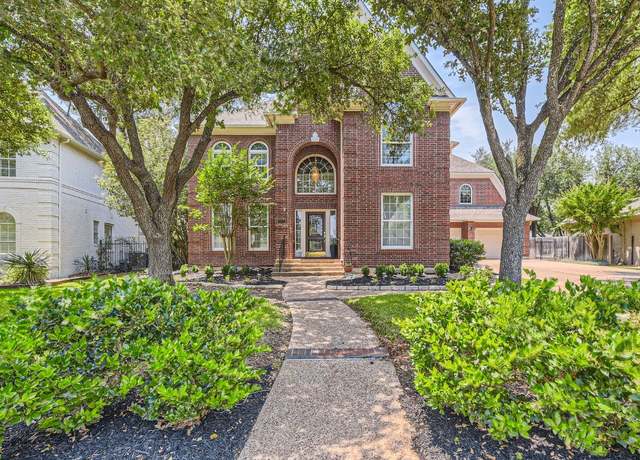 Property at 10212 Rhett Butler Dr, Austin, TX 78739, 4 beds, 3.5 baths