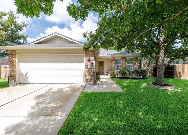 Property at 1414 Newbury St, Georgetown, TX 78626, 3 beds, 2 baths