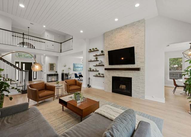Property at 10807 Redmond Rd, Austin, TX 78739, 4 beds, 4 baths
