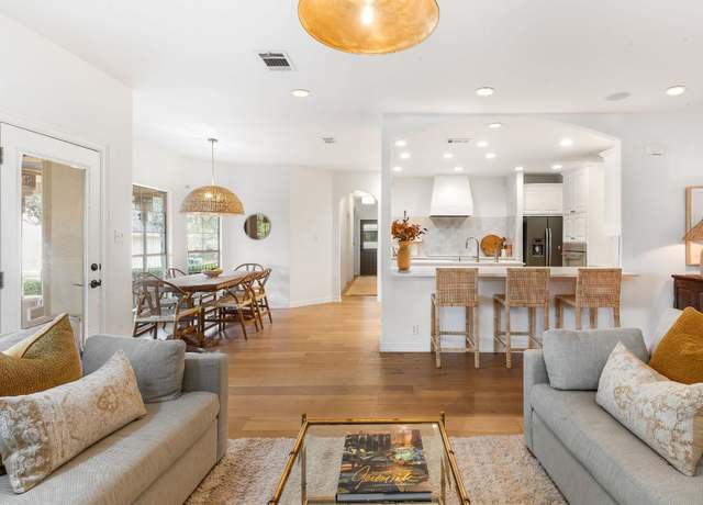 Property at 403 Stirrup Dr, Dripping Springs, TX 78620, 4 beds, 3.5 baths