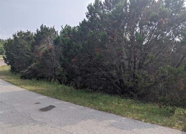 Property at 129 Clubhouse Dr, Lakeway, TX 78734