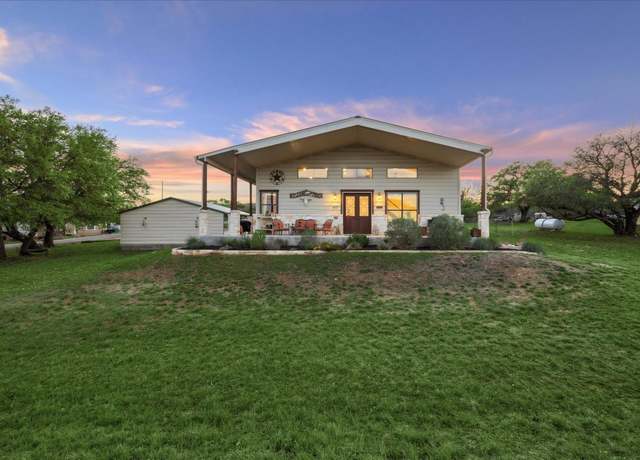 Property at 693 Centerview Dr, Horseshoe Bay, TX 78657, 3 beds, 2 baths