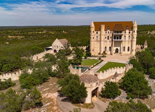 Property at 7400 Park Road 4 S, Burnet, TX 78611, 7 beds, 6 baths