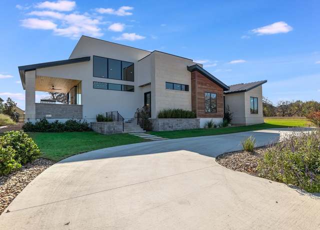 Property at 3501 Bay West Blvd, Horseshoe Bay, TX 78657, 3 beds, 3.5 baths