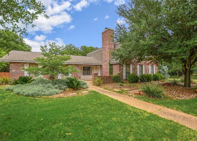 Property at 10925 Preston Trails Dr, Austin, TX 78747, 4 beds, 3 baths
