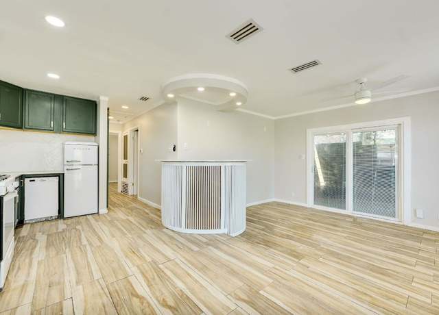 Property at 2410 Audubon Pl, Austin, TX 78741, 4 beds, 2 baths