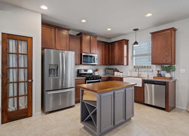 Property at 168 Pearl Way, Buda, TX 78610, 3 beds, 2 baths