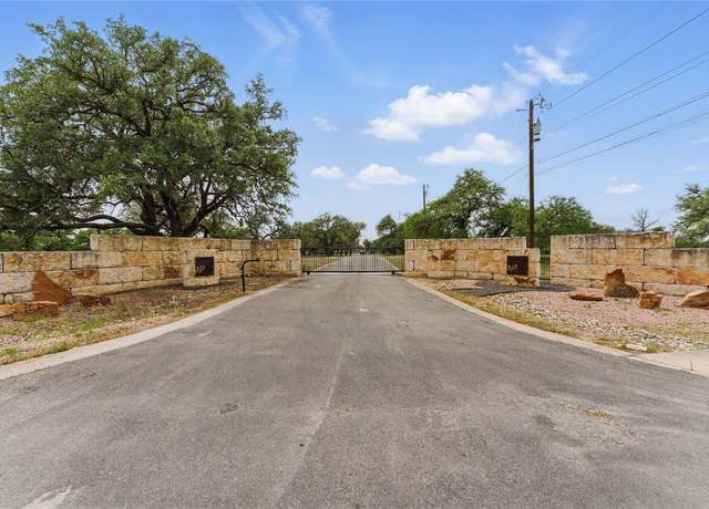 Property at 29 Chimney Cove Dr, Marble Falls, TX 78654