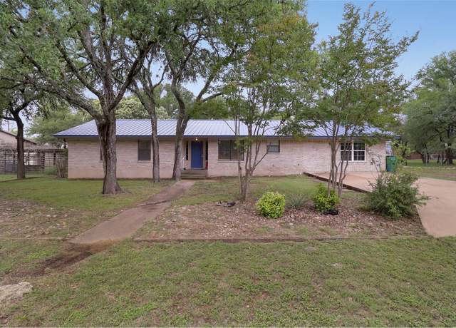 Property at 1313 Oakridge Dr, Blanco, TX 78606, 4 beds, 3 baths