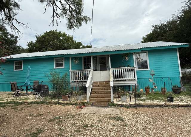 Property at 968 Red Town Rd, Elgin, TX 78621, 4 beds, 2 baths