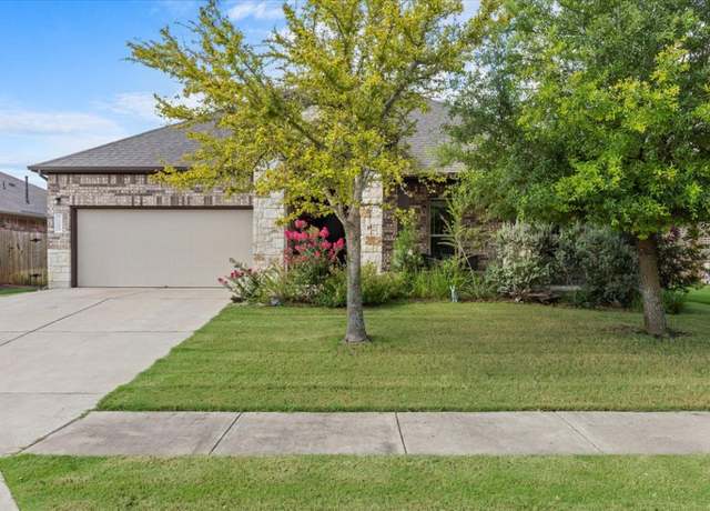 Property at 205 Headwaters Dr, Bastrop, TX 78602, 4 beds, 2.5 baths