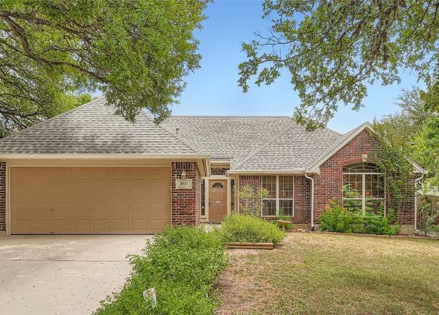 Property at 1805 Ramona Cir, San Marcos, TX 78666, 3 beds, 2 baths