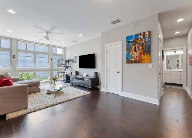 Property at 908 Nueces St #31, Austin, TX 78701, 1 bed, 1 bath