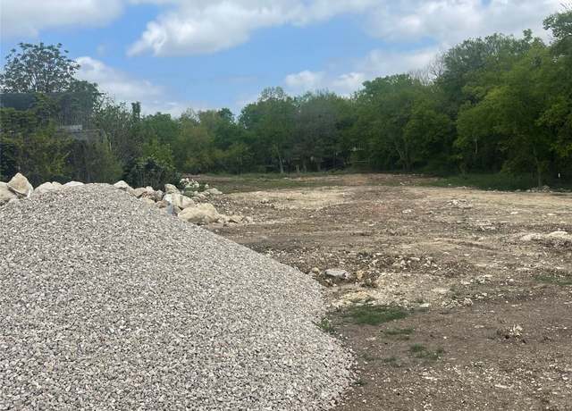 Property at 116 Circle Dr, Buda, TX 78610