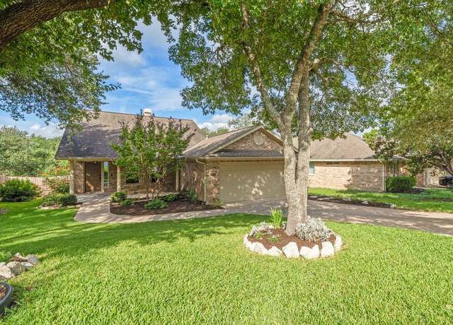 Property at 4141 Canyon Glen Cir, Austin, TX 78732, 3 beds, 2 baths