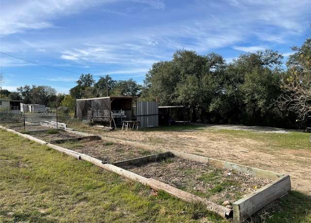 Property at 117 Singleton Dr Dr, Spicewood, TX 78669