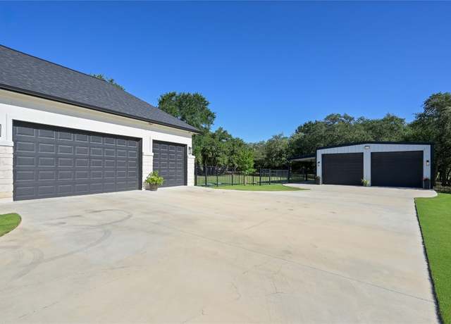 Property at 513 Somerset Woods Ct, Georgetown, TX 78633, 4 beds, 2.5 baths