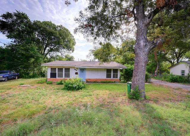 Property at 300 Pecan Dr, Austin, TX 78753, 3 beds, 2.5 baths