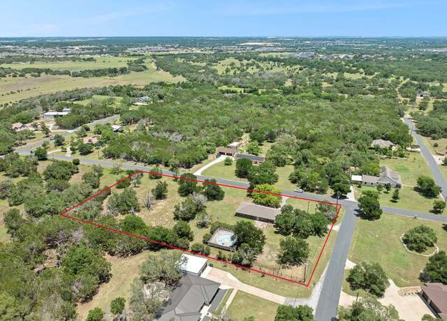 Property at 302 Council Rd, Georgetown, TX 78633, 3 beds, 2.5 baths