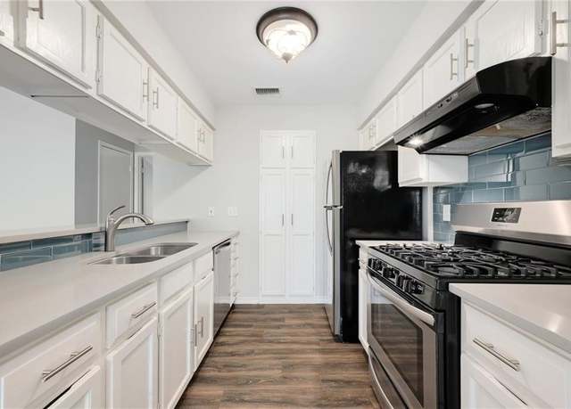 Property at 3839 SE Dry Creek Dr #244, Austin, TX 78731, 1 bed, 1 bath