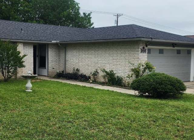 Property at 2410 Buttercup Cir, Killeen, TX 76542, 3 beds, 2 baths