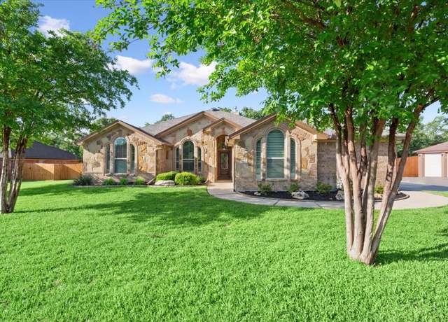 Property at 875 Ridgeoak Dr, Belton, TX 76513, 3 beds, 2.5 baths