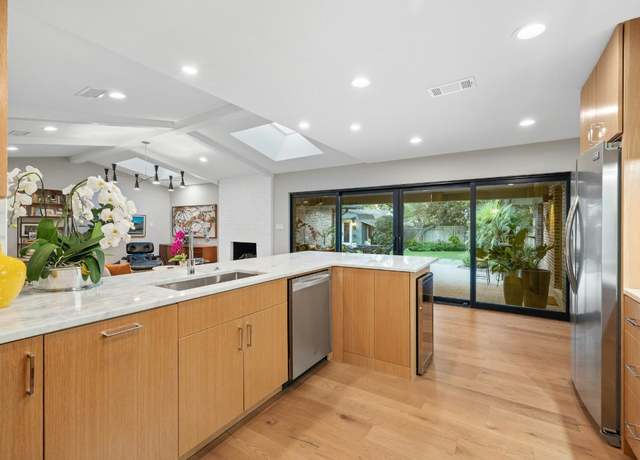 Property at 8714 Ridgehill Dr, Austin, TX 78759, 6 beds, 3 baths