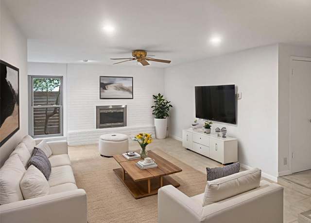 Property at 11802 Highland Oaks Trl, Austin, TX 78759, 4 beds, 2 baths