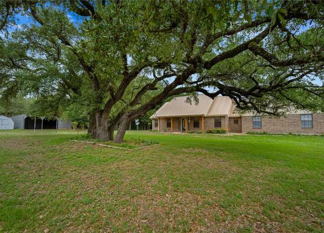 Property at 182 Grassy Creek Rd, Smithville, TX 78957, 3 beds, 2.5 baths
