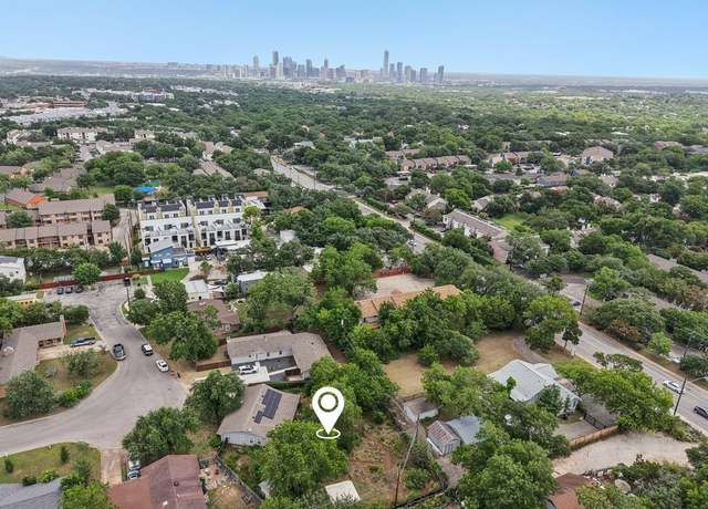 Property at 3811 Byron Dr, Austin, TX 78704, 3 beds, 2 baths