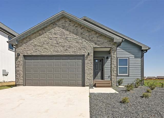 Property at 2015 Applewood Dr, Lockhart, TX 78644, 3 beds, 3 baths