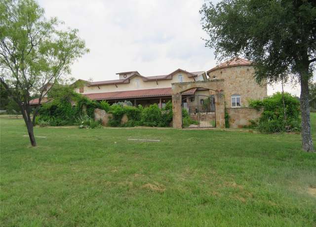 Property at 409 County Road 138 Rd, Burnet, TX 78611, 3 beds, 2.5 baths