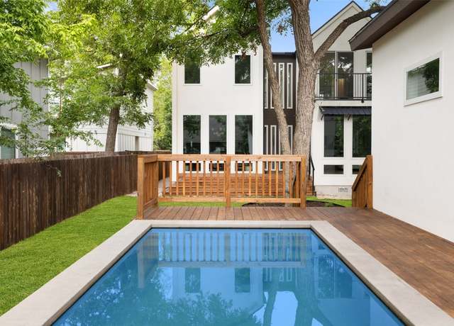 Property at 1118 3/4 Gunter St, Austin, TX 78702, 4 beds, 3.5 baths