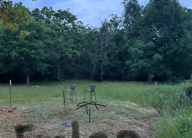 Property at 731 Stokes St, Rockdale, TX 76567