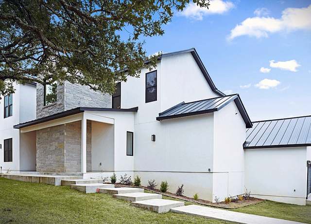Property at 604 Apache Tears Dr, Horseshoe Bay, TX 78657, 4 beds, 3.5 baths