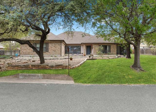 Property at 3806 Eagle Way, Round Rock, TX 78681, 4 beds, 2 baths