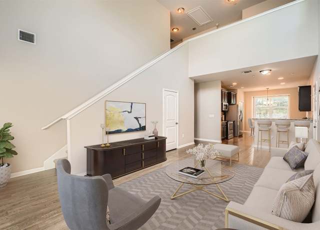 Property at 516 E Slaughter Ln #1101, Austin, TX 78744, 3 beds, 3.5 baths