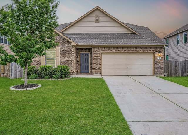Property at 161 Sunnyside Dr, Kyle, TX 78640, 5 beds, 3 baths