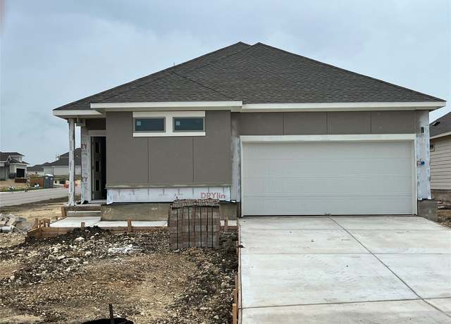 Property at 501 Sleep Holw, Jarrell, TX 76537, 4 beds, 3 baths