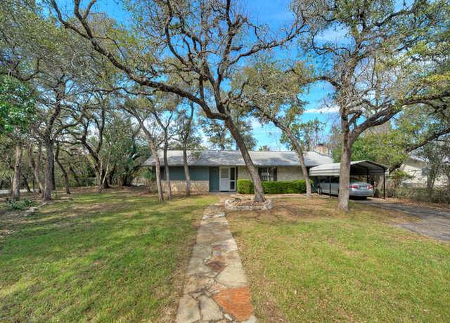Property at 5600 Lakeview Dr, Austin, TX 78734, 3 beds, 2 baths