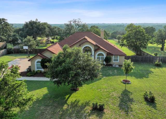 Property at 744 W Bartlett Dr, Buda, TX 78610, 4 beds, 3 baths