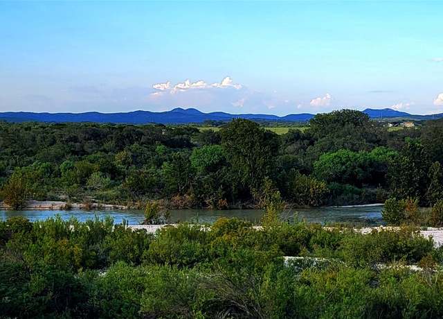 Property at 131 Private Rd 1024 Rd, Uvalde, TX 78801, 3 beds, 2 baths