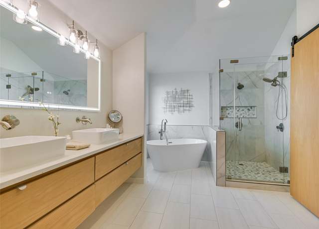 Property at 9400 Savannah Ridge Dr, Austin, TX 78726, 4 beds, 3 baths