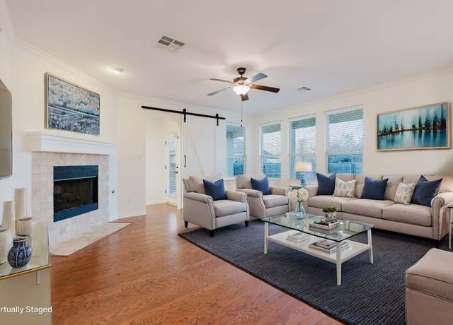 Property at 422 Village Commons Blvd, Georgetown, TX 78633, 4 beds, 3 baths