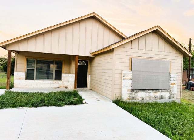 Property at 9000 Pocahontas, Spring Branch, TX 78070, 3 beds, 2 baths