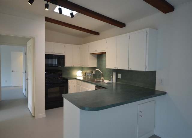 Property at 3500 Catalina Dr, Austin, TX 78741, 4 beds, 2 baths